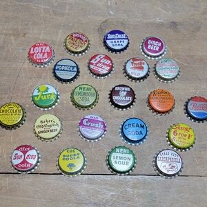 Bundle Lot Of 22 Unused New Old Stock Cork Back Soda Beer Drink Bottle Caps VTG